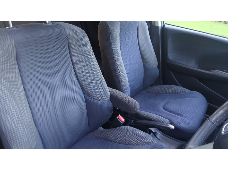 2012 Honda Jazz **AUTOMATIC** 1.3 VTEC EXECUTIVE 5dr - ONLY 29K KLMS €8,950