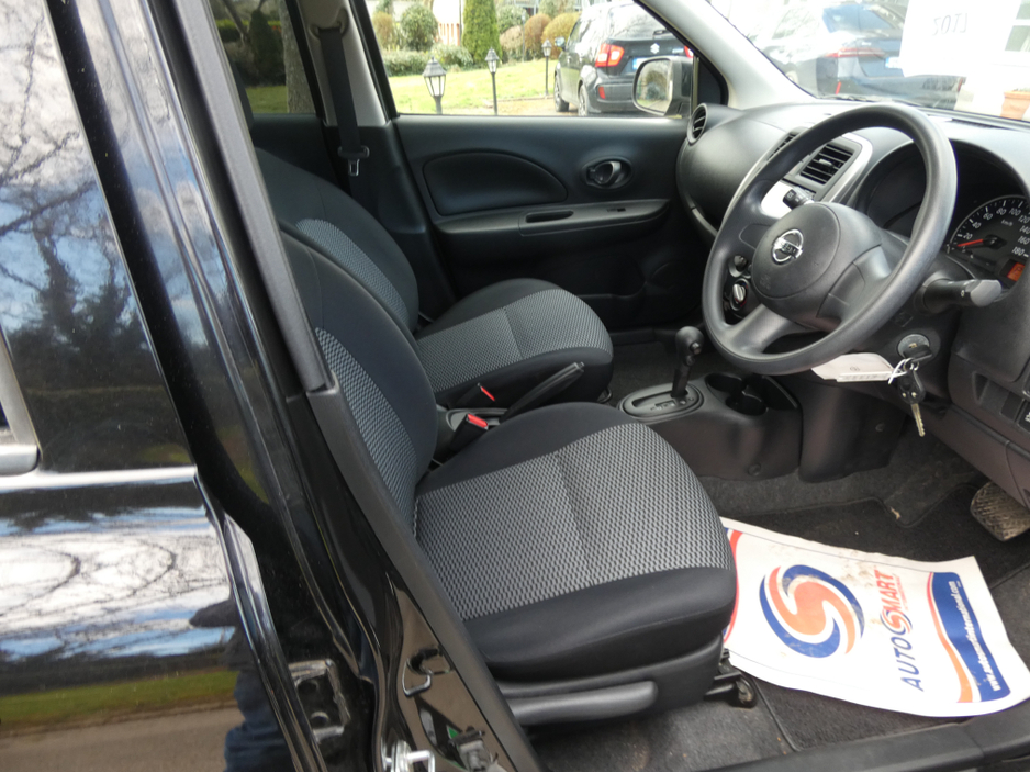 2017 Nissan Micra - image 9