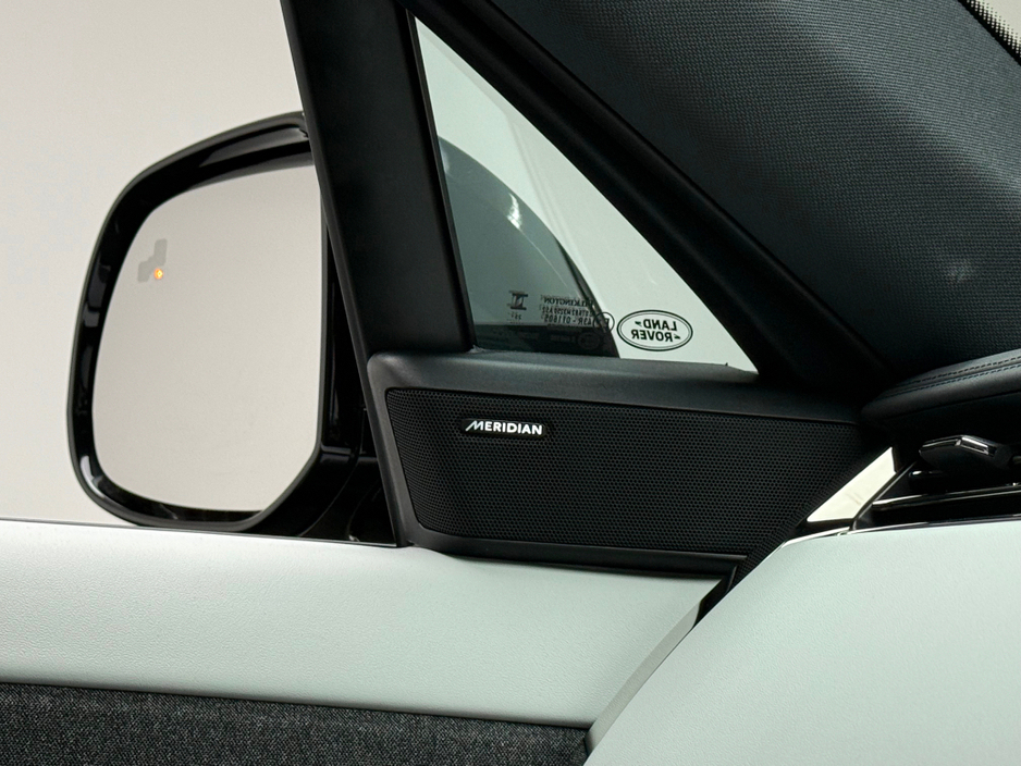 2026 Land Rover Range Rover Sport - image 18