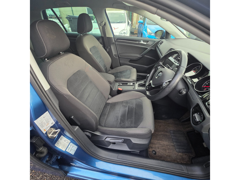 2017 Volkswagen Golf 1.4 TSI 3DR 150HP Highline €15,950