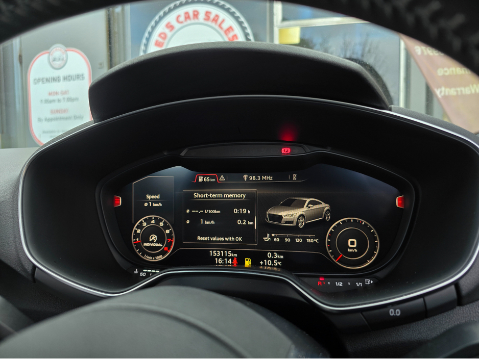 2016 Audi TT - image 24