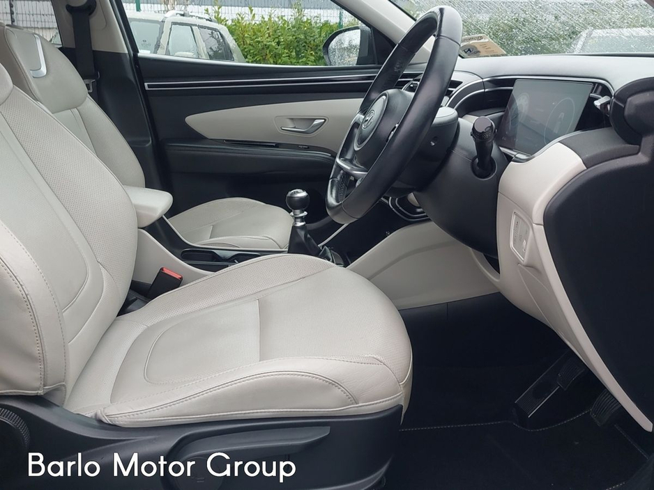 2023 Hyundai Tucson - image 9