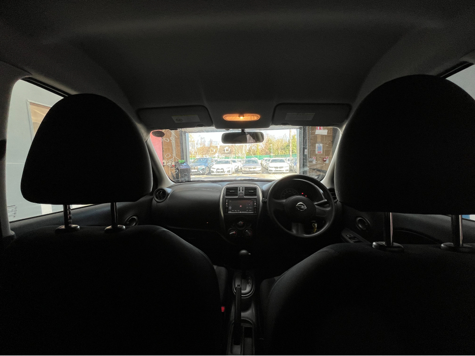 2018 Nissan March - image 11