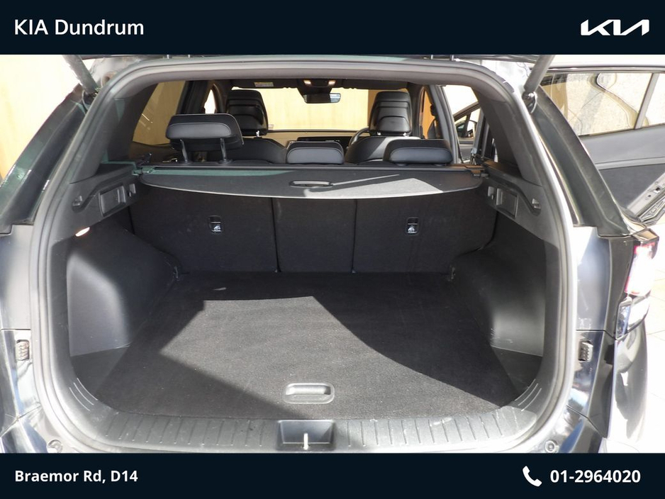 2022 Kia Sportage - image 9