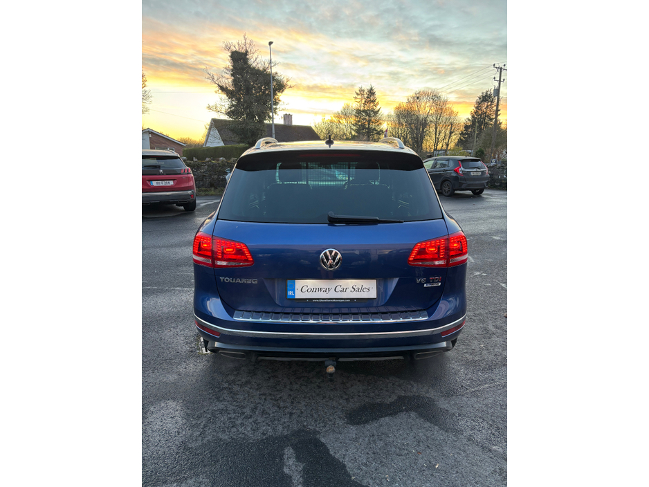 2017 Volkswagen Touareg V6 R-LINE + TDI B PLUS BLUEMOTION TECHNOLOGY €22,950