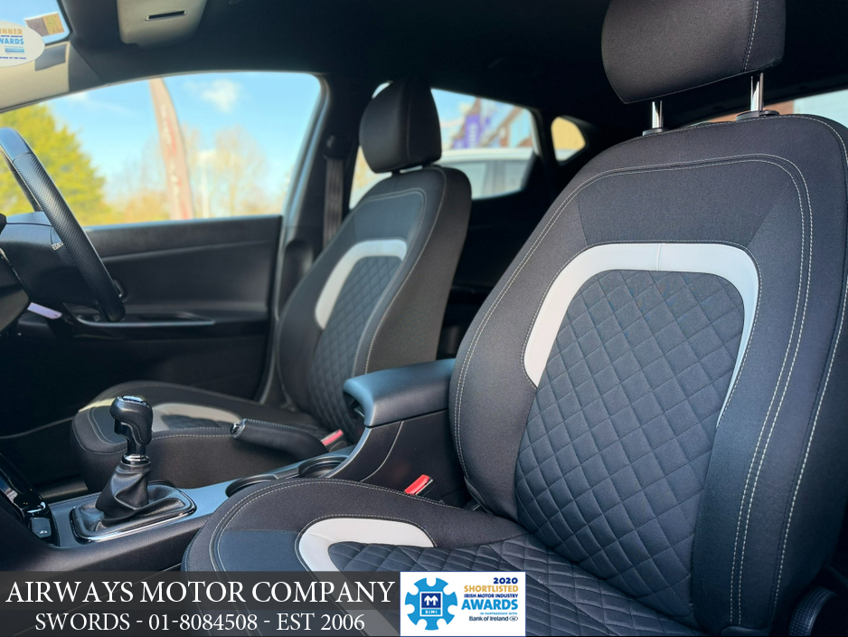 2017 Kia Ceed - image 13