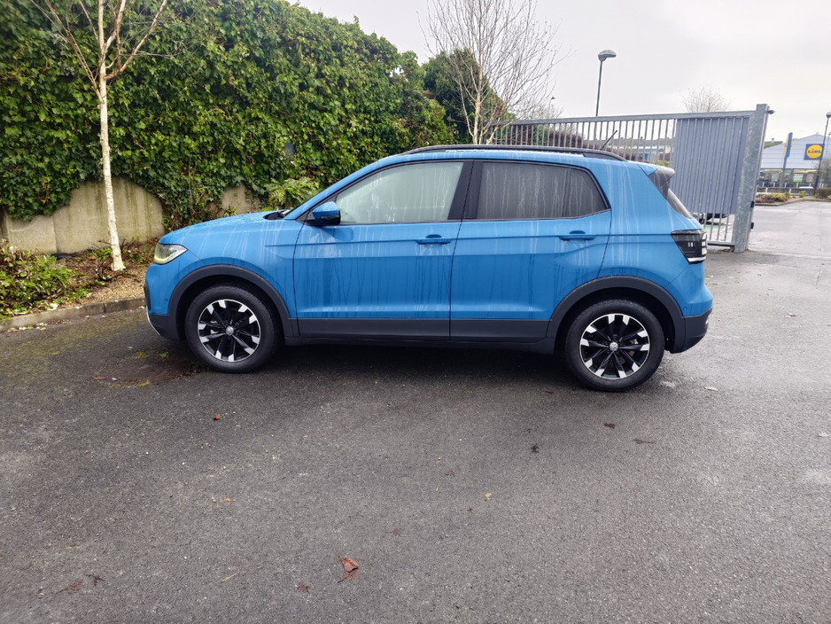 2020 Volkswagen T-Cross - image 8