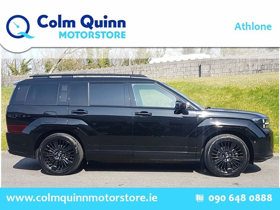 2024 Hyundai Santa Fe - image 2