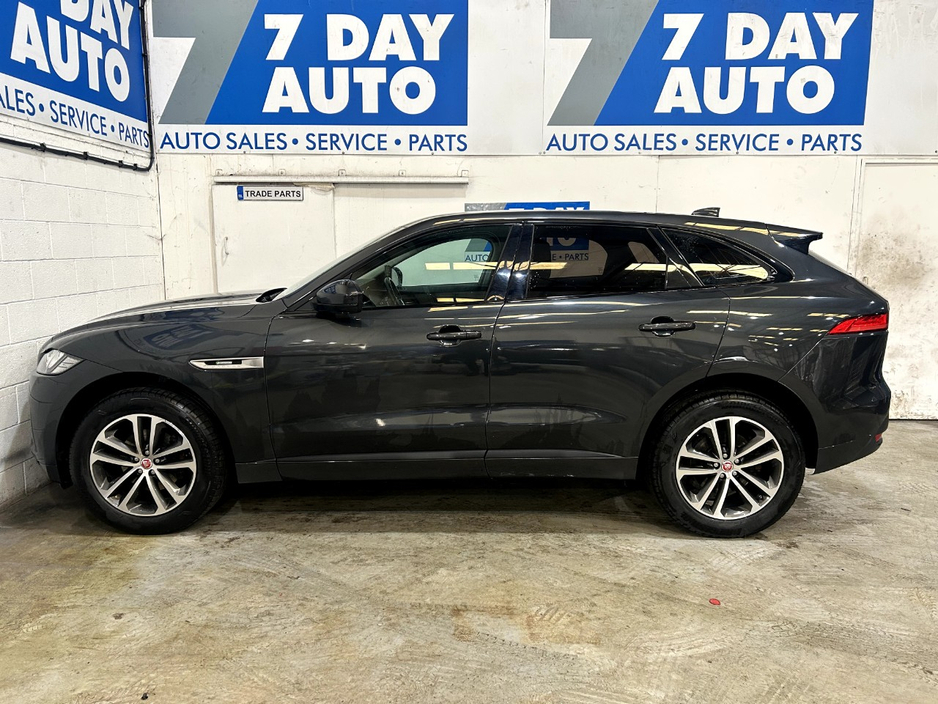 2020 Jaguar F-Pace - image 4