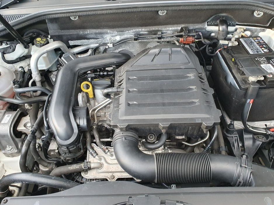 2018 Audi Q2 S-LINE * HALF LEATHER * 1.0 TFSI AUTOMATIC €21,950