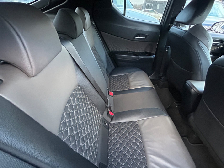 2023 Toyota C-HR 1.8 HYBRID SOL €24,850