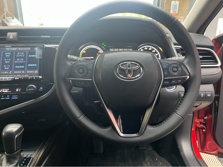 2018 Toyota Camry - image 8