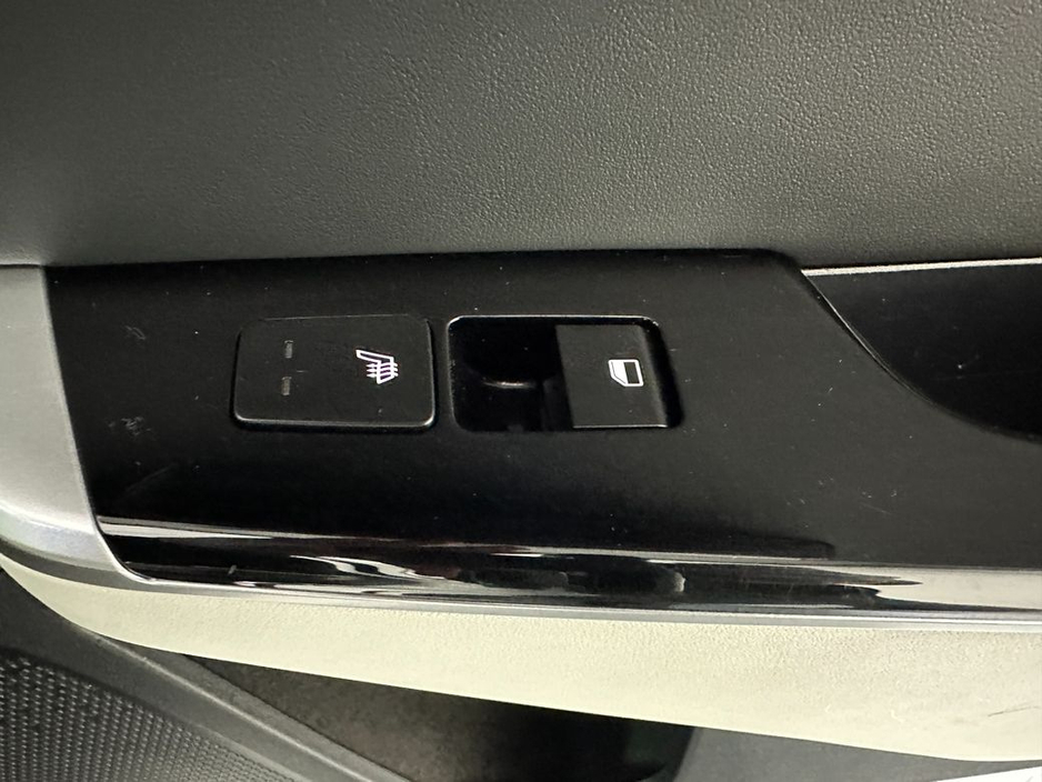 2022 Kia EV6 - image 16