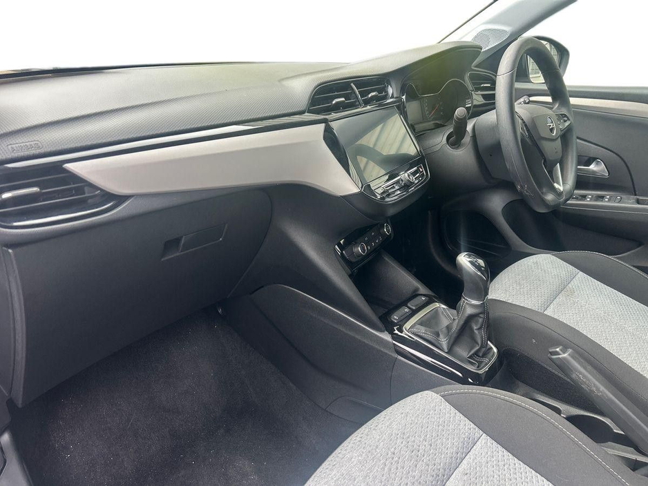 2025 Opel Corsa - image 4