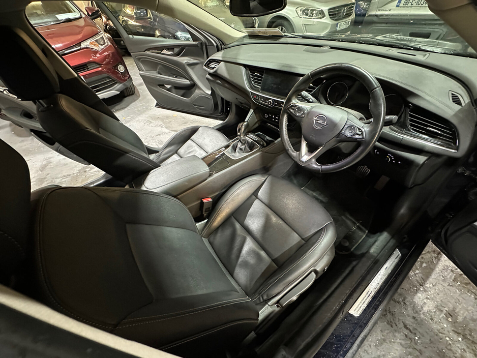 2018 Opel Insignia  €11,888