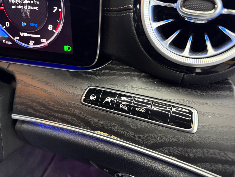 2017 Mercedes-Benz E Class - image 34