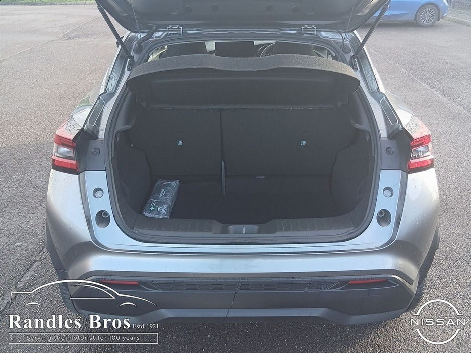 2025 Nissan Juke - image 14