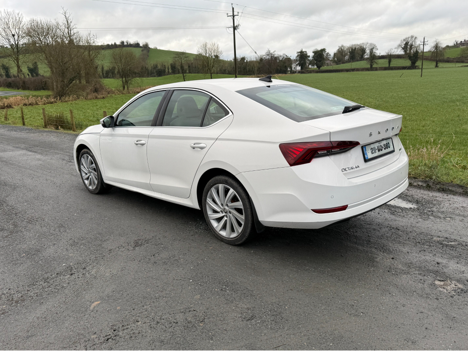 2021 Skoda Octavia STYLE 1.0 TSI 110HP DSG 4 4DR AUTO €19,000