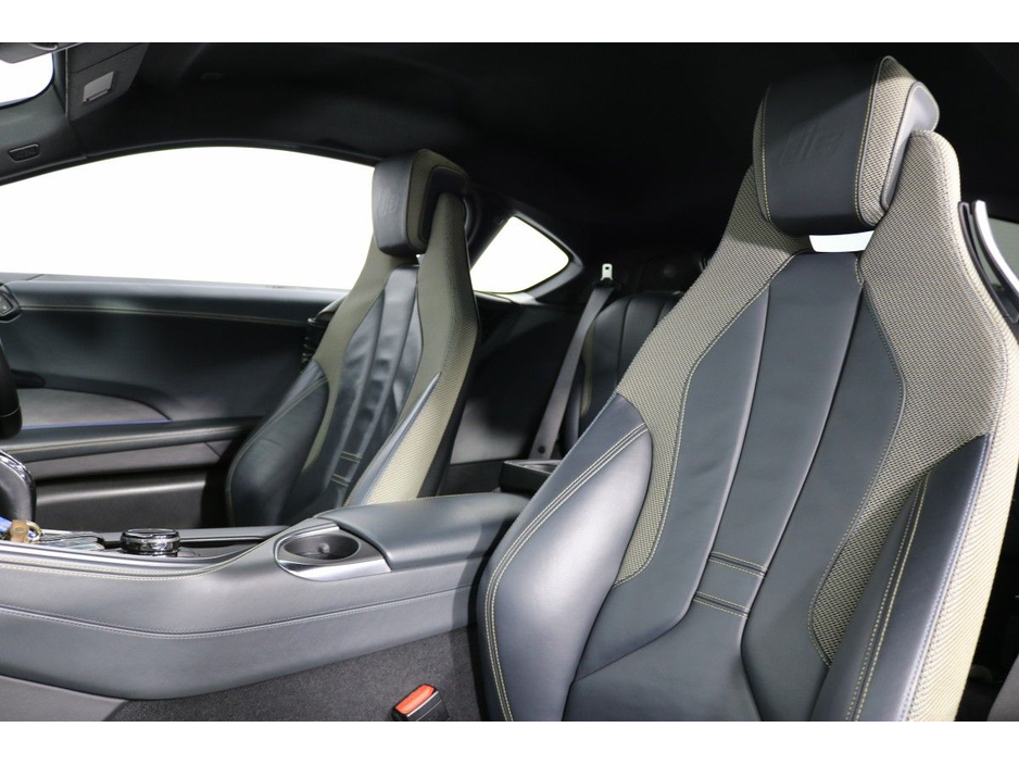 2017 BMW i8 - image 10