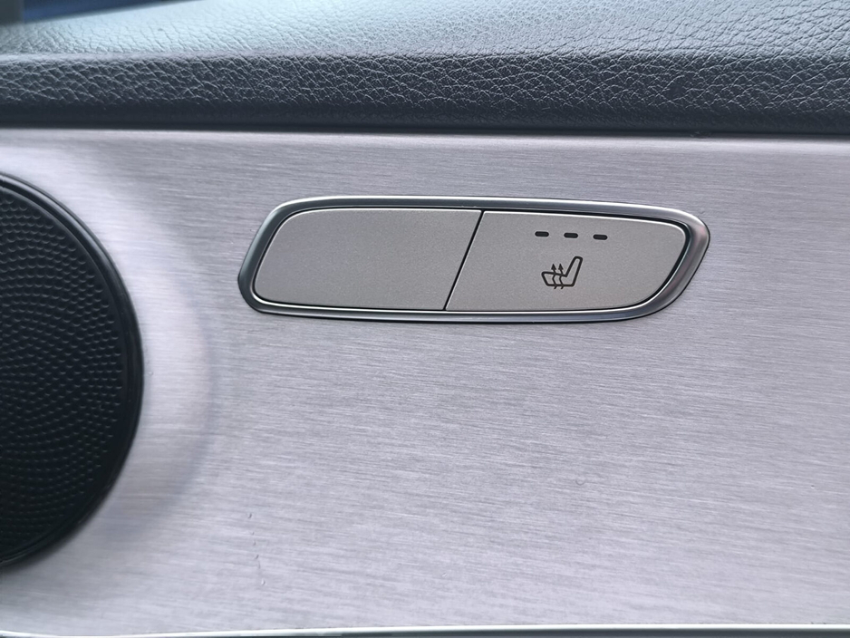 2018 Mercedes-Benz C Class - image 34