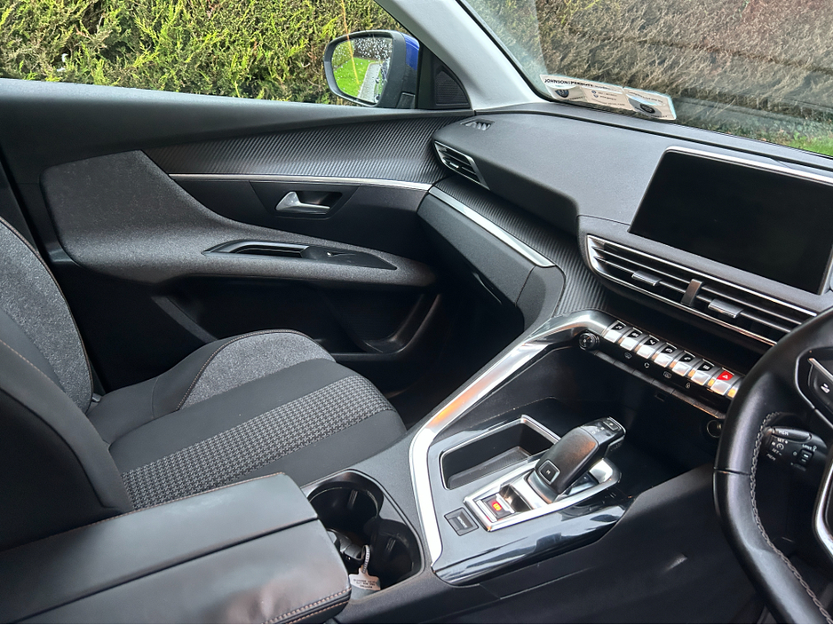 2018 Peugeot 3008 1.2 AUTOMATIC//ONLY 65K WITH BRAND NEW NCE UNTIL 2028///ORIGINAL IRISH CAR WIITH FULL SERVICE HISTORY///LOVELY SPEC//LOW TAX €16,499