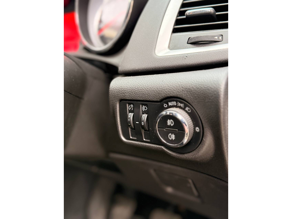 2014 Opel Astra Opel Astra 2014 1.3 Diesel Manual NCT&TaX €3,950