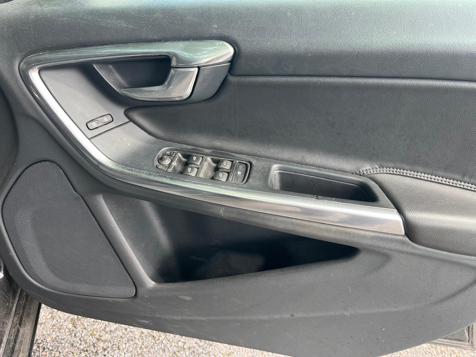 2017 Volvo S60 D2 SE 4DR €13,950