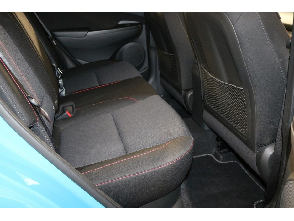 2022 Hyundai Kona - image 9