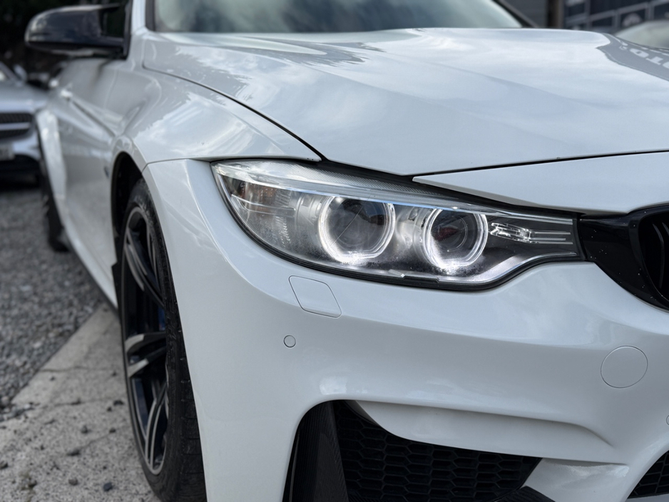 2014 BMW M3 - image 32