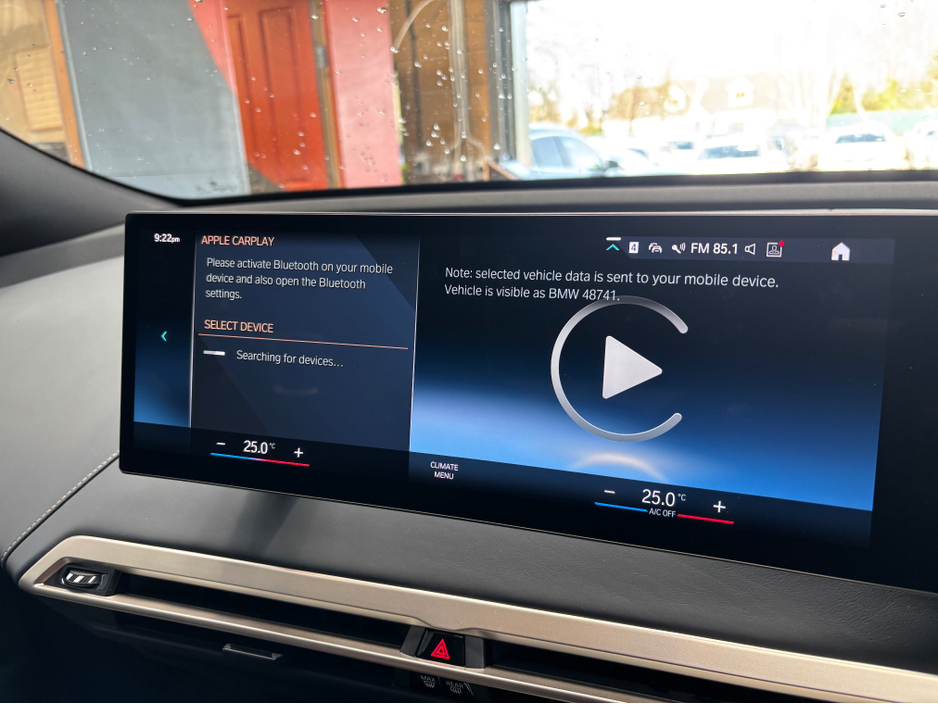 2022 BMW iX - image 11