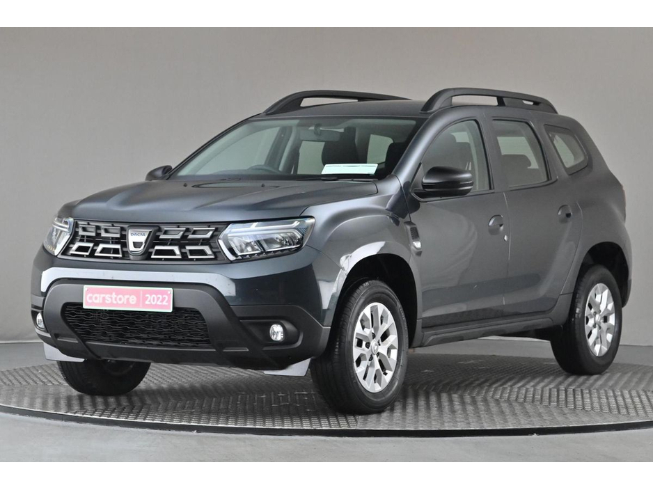2022 Dacia Duster - image 3