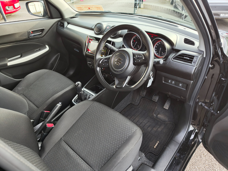 2023 Suzuki Swift - image 10