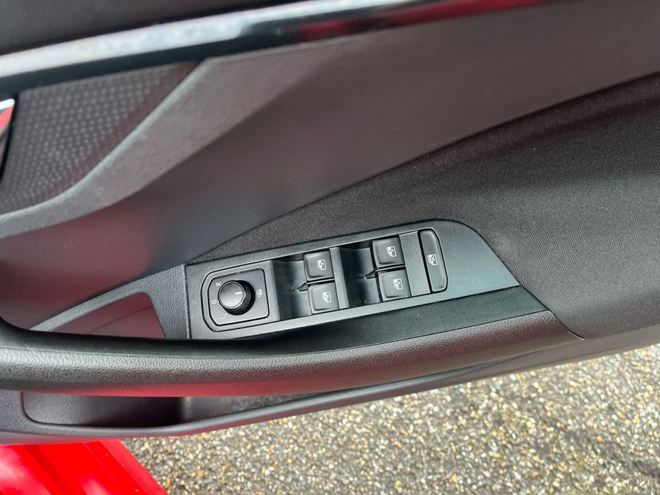 2021 Skoda Kamiq - image 11