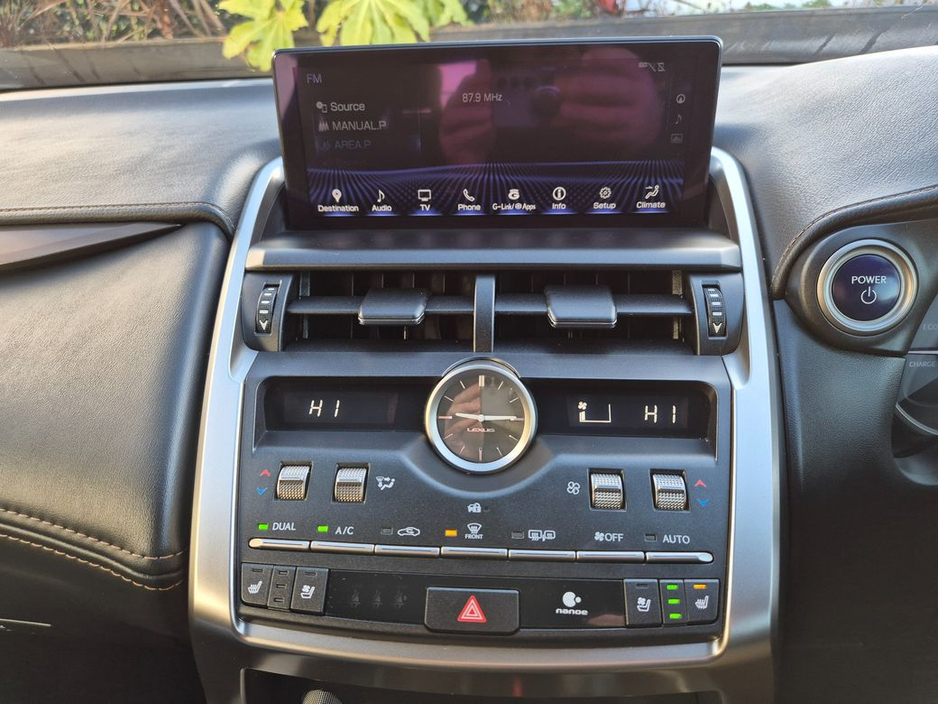 2020 Lexus NX 300 h - image 22