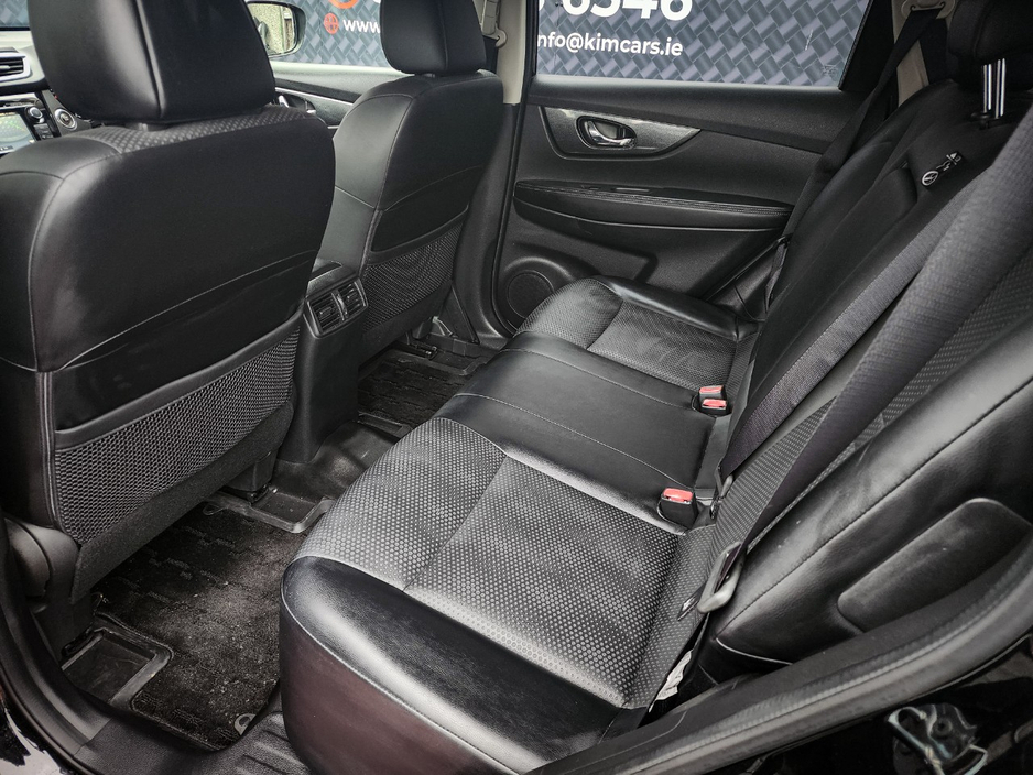 2015 Nissan X-Trail - image 32