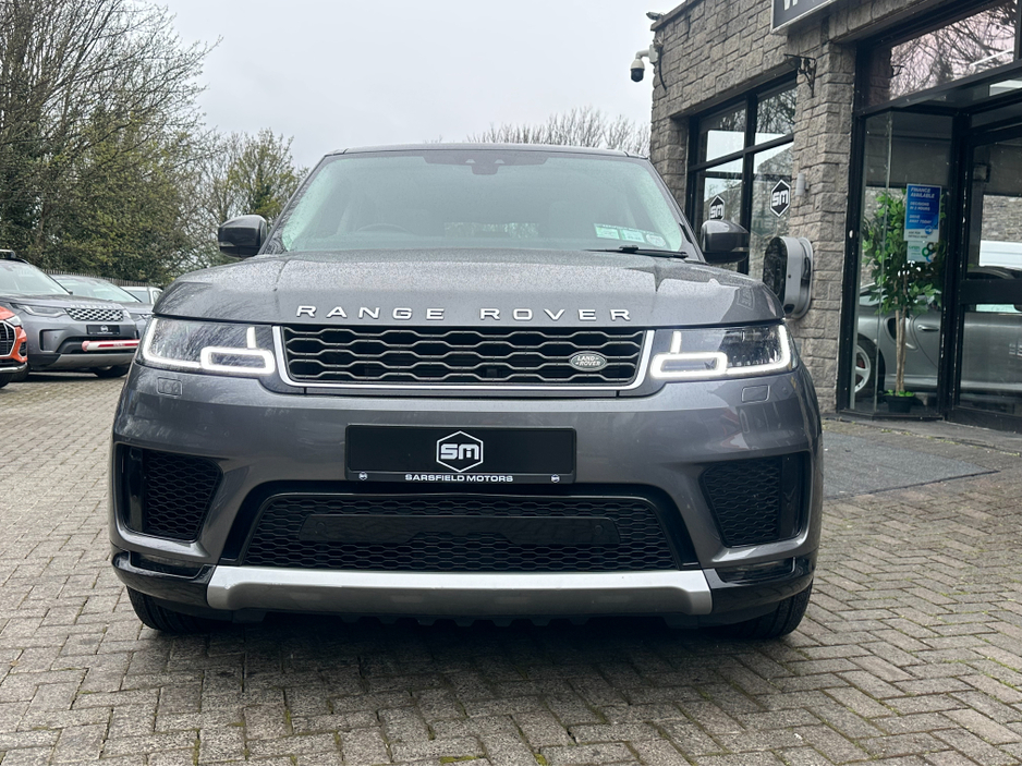2018 Land Rover Range Rover - image 3