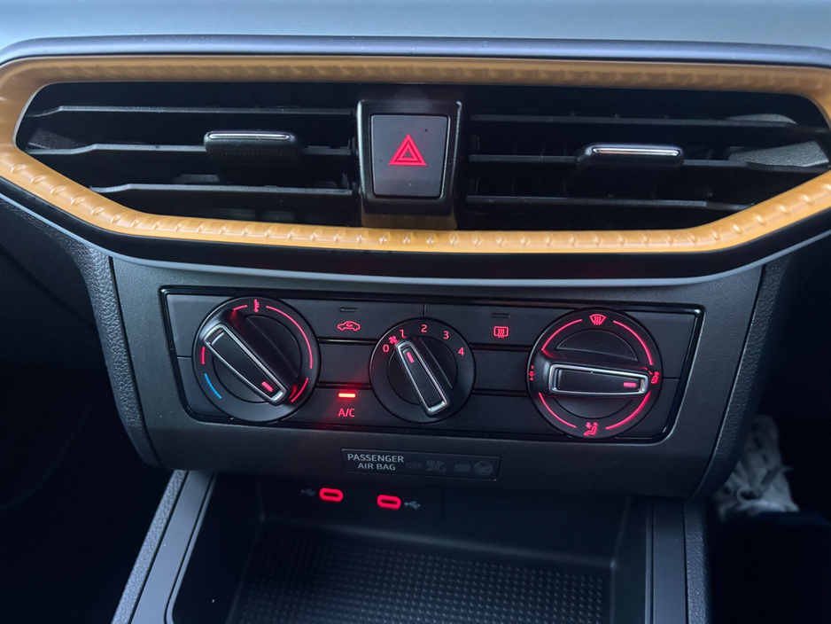 2022 SEAT Ibiza - image 10