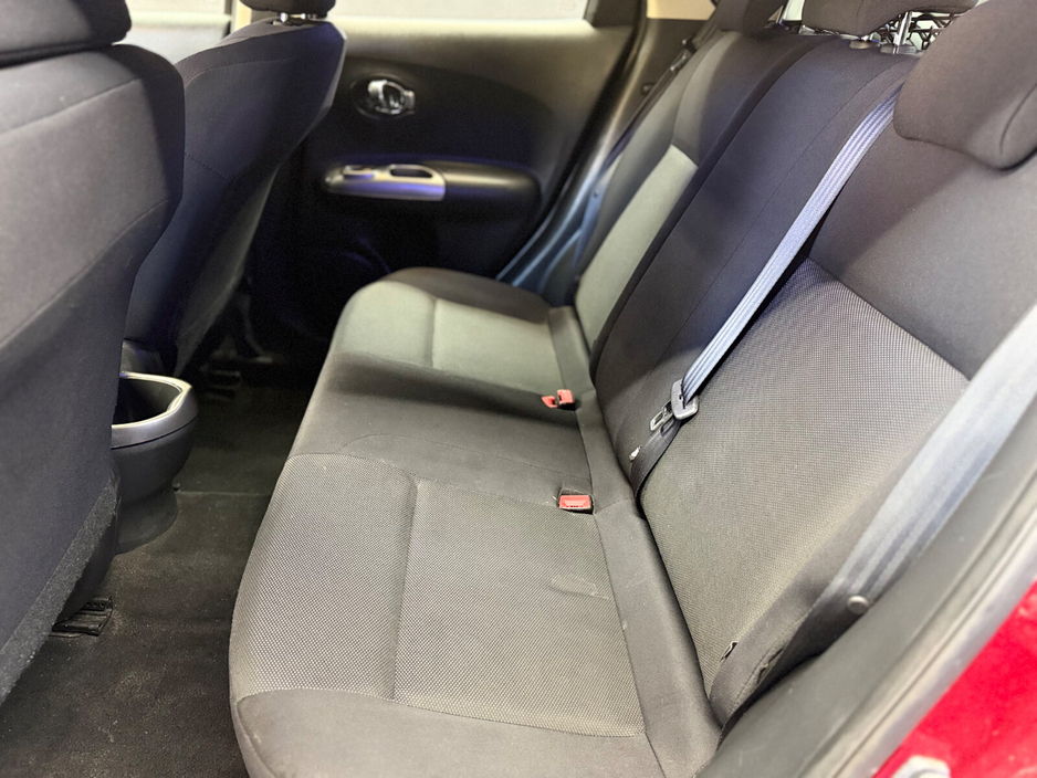 2014 Nissan Juke - image 17