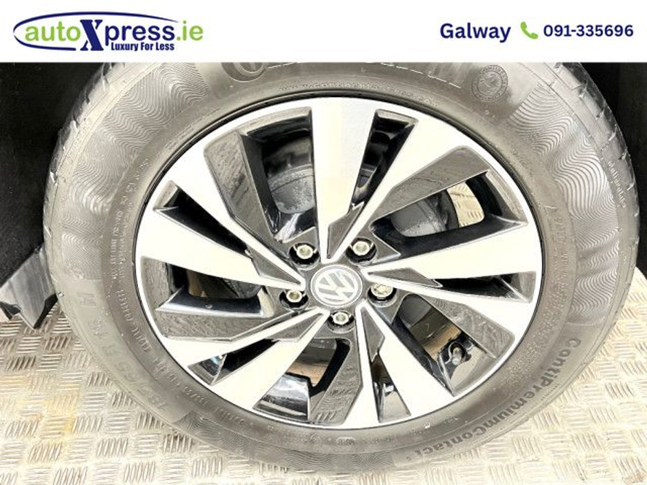 2018 Volkswagen Polo - image 17