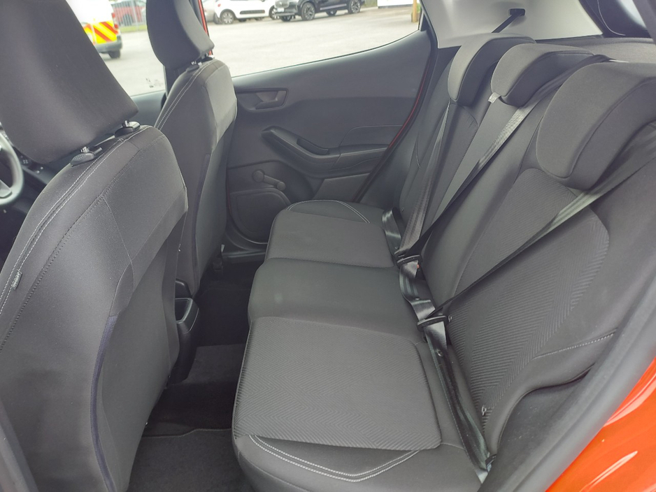 2022 Ford Fiesta - image 16