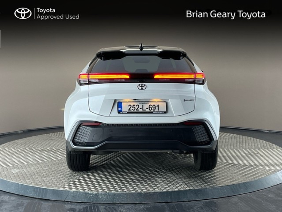 2025 Toyota C-HR C-HR PHEV SPORT+ €39,950