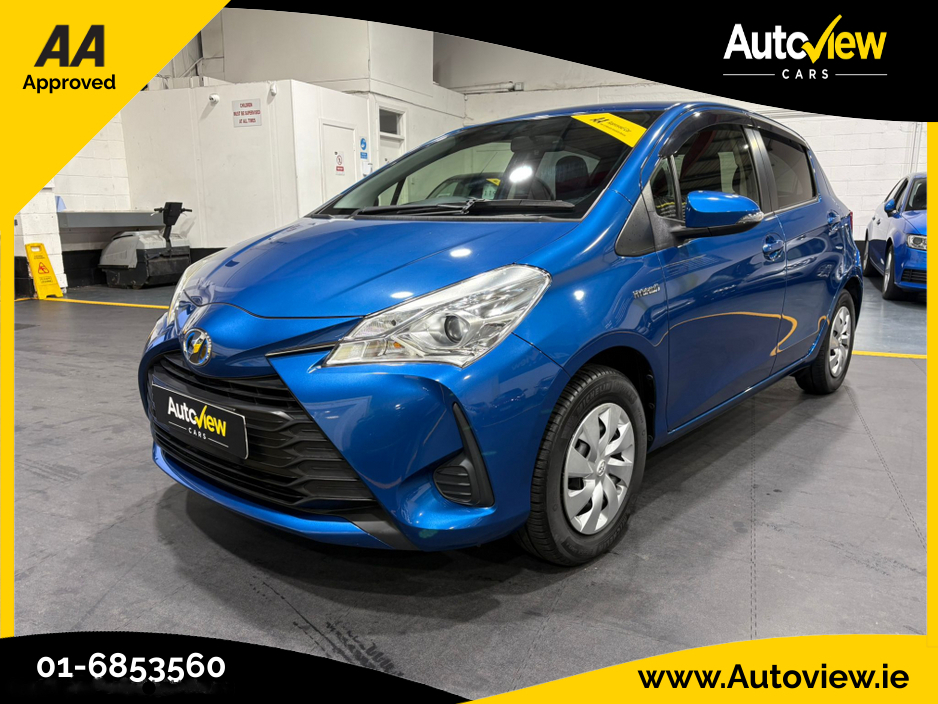 2017 Toyota Yaris /Vitz 1.5 Self-Charging Hybrid. AA APPROVED // FINANCE & NATIONWIDE DELIVERY AVAILABLE // SIMI DEALER €11,995