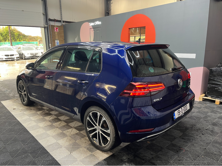 2019 Volkswagen Golf - image 4