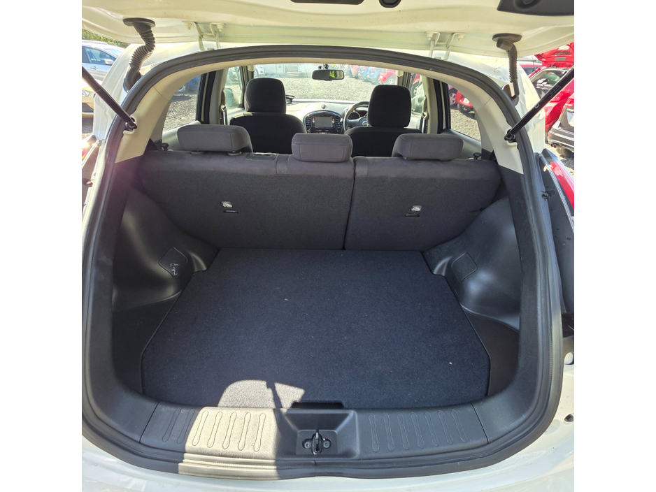 2015 Nissan Juke - image 16