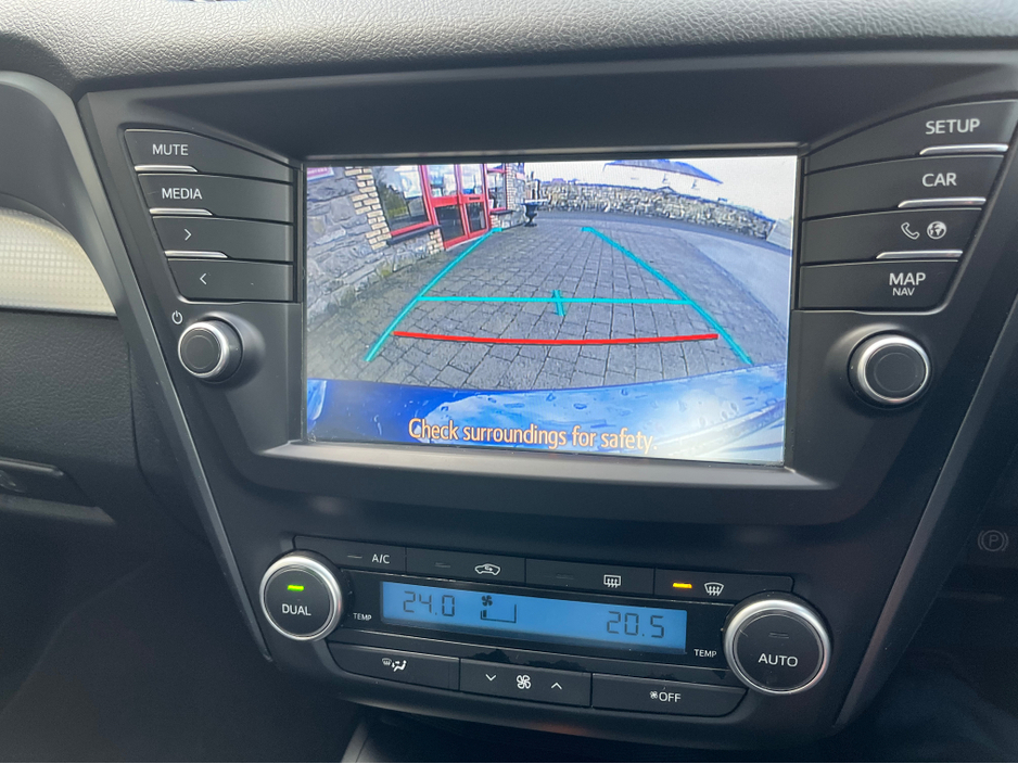 2016 Toyota Avensis 1.6 D LUNA NAV 4DR €9,500