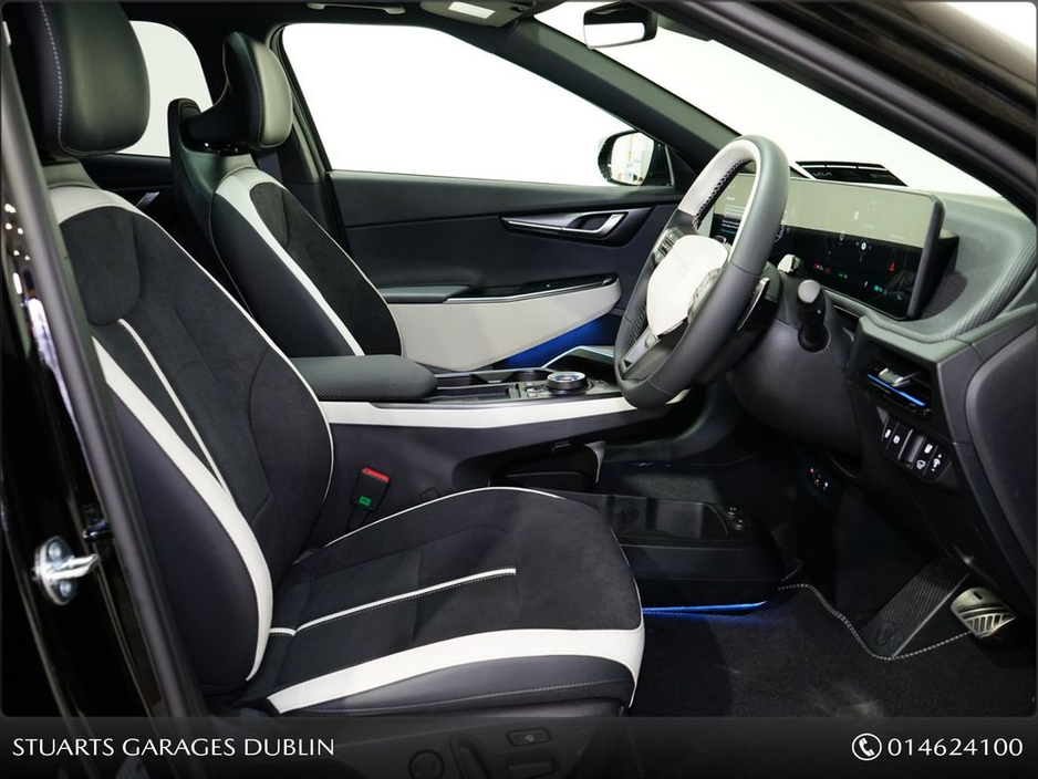 2026 Kia EV6 - image 21