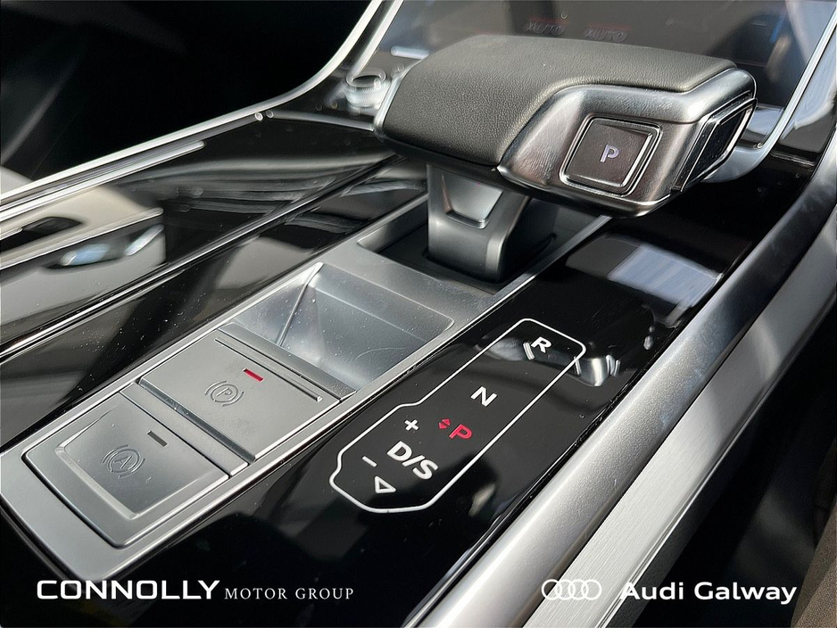 2026 Audi Q8 From €869 p/m PCP 3.0TFSIe 388BHP S LINE QUATTRO AUTO - PAN ROOF - VALCONA LEATHER - 22 €119,900