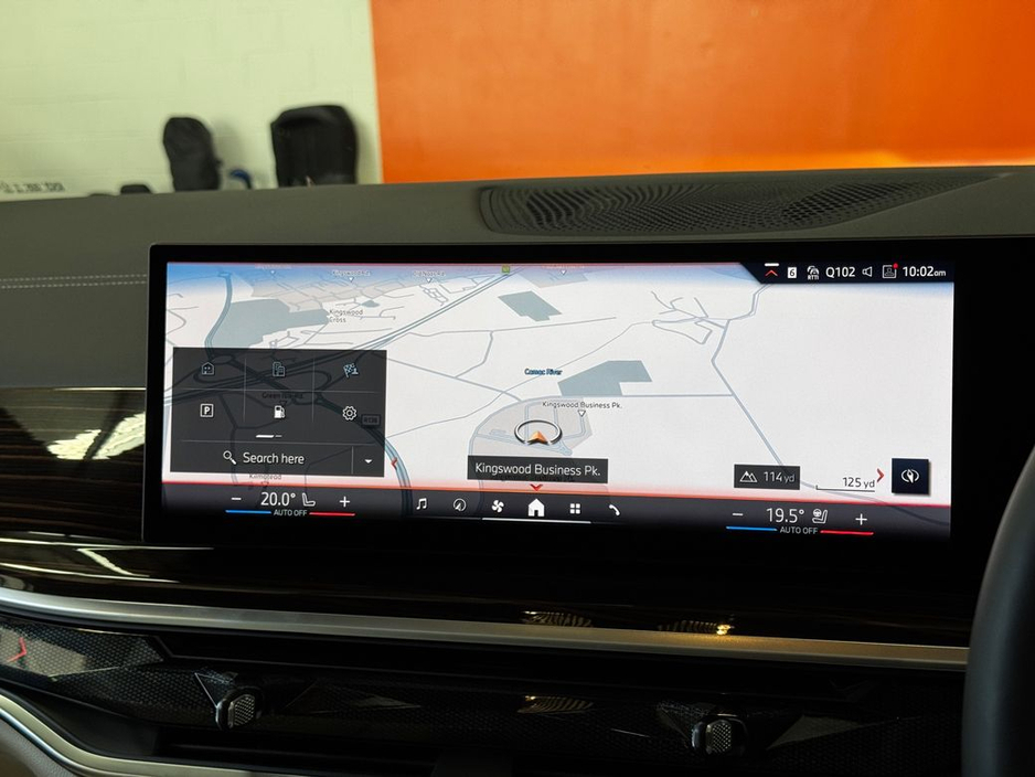 2025 BMW X5 - image 17