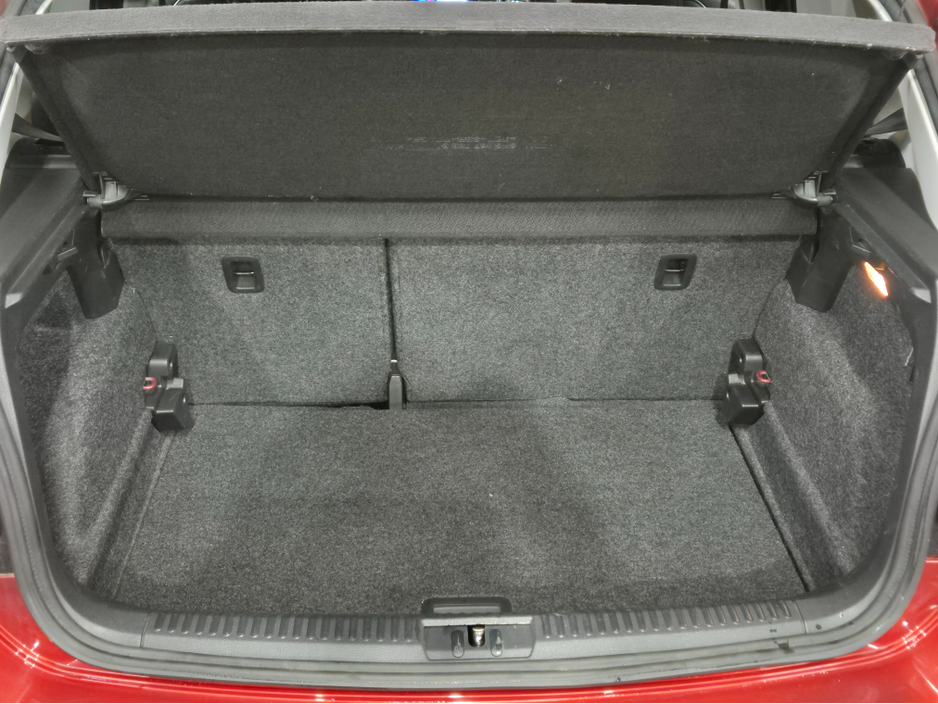 2016 Volkswagen Polo **HIGHLINE**AUTO**LEATHER/ALCANTARA SEATS**HEATED SEATS**ANDROID/APPLE MEDIA RADIO**DISTRONIC CRUISE CONTROL**LED HEADLAMPS**CLIMATE CONTROL**REVERSE CAMERA**AUTO LIGHTS**FOLDING MIRRORS**PADEL SHIFT* €13,499