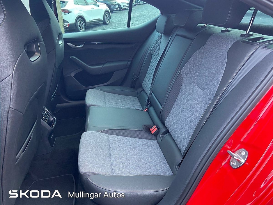 2025 Skoda Octavia - image 7